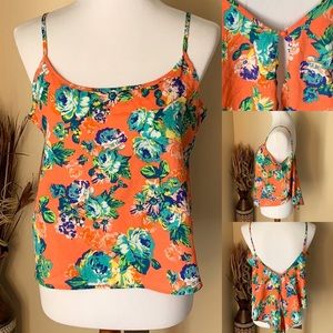 ❤️ SALE 5/$20! Ambiance Apparel top. M